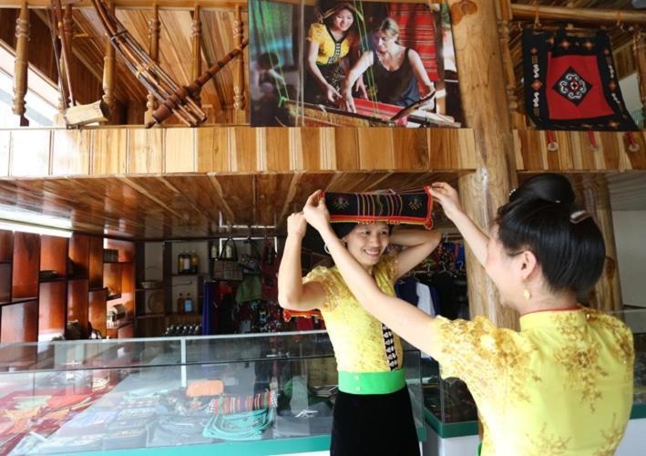 Agri Hotel Dien Bien Phu Bagian luar foto